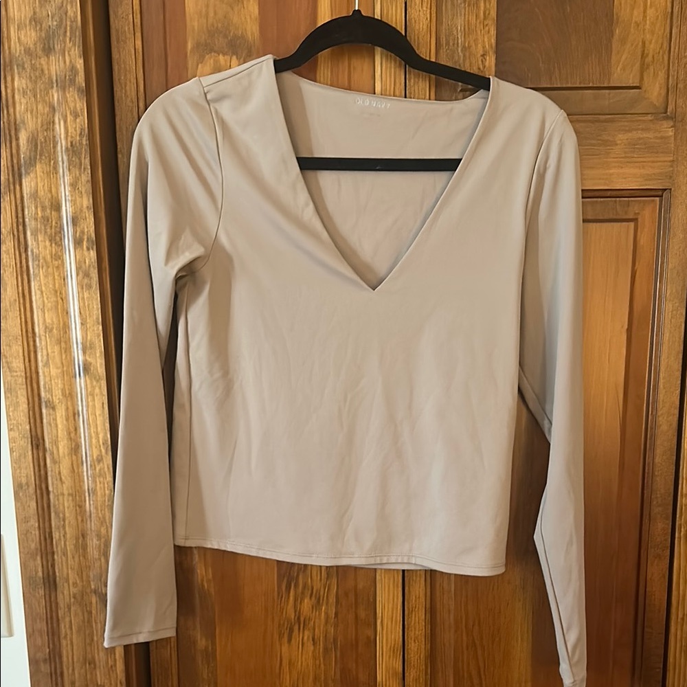 Elegant Beige V-Neck Long Sleeve Top